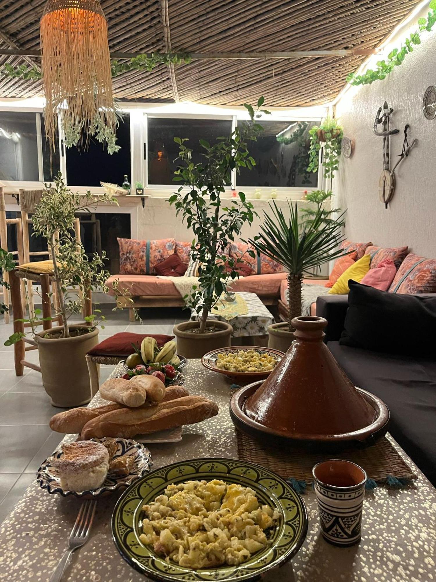 Hotel Amazigh Surf House à Agadir Extérieur photo